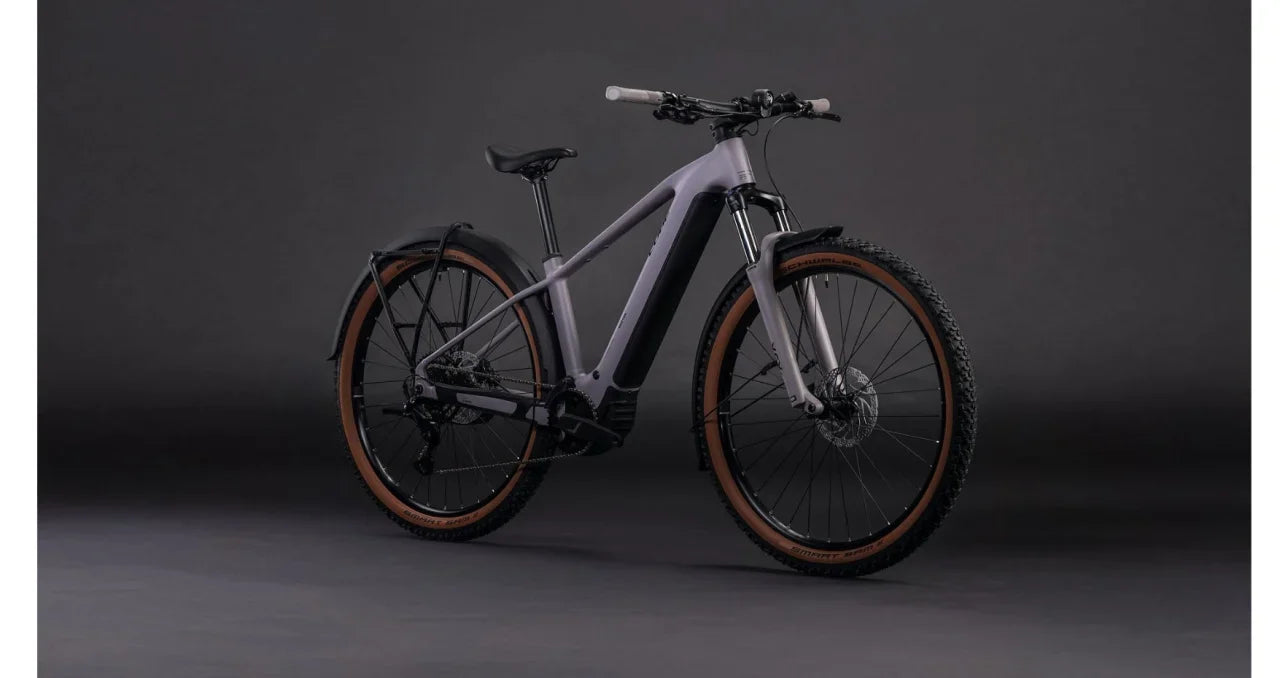 Bicicleta Electrică Cube REACTION HYBRID PERFORMANCE 600 FE