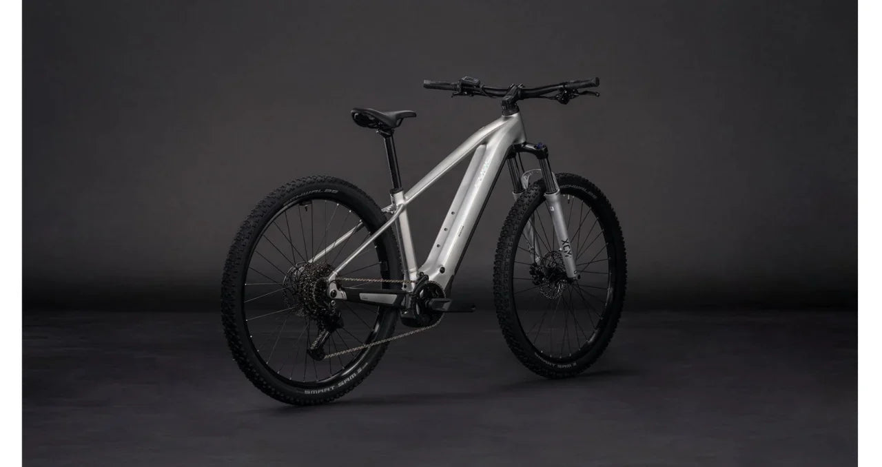 Bicicleta Electrică Cube REACTION HYBRID ONE 600
