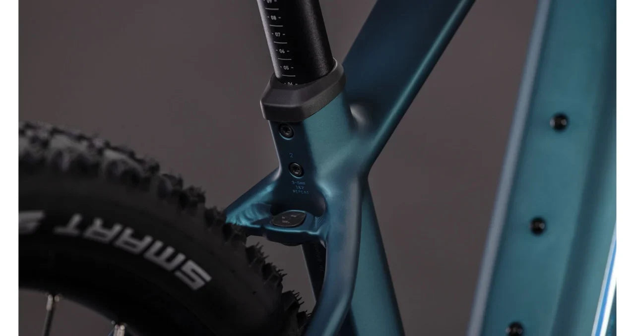 Bicicleta Electrică Cube REACTION HYBRID ONE 600