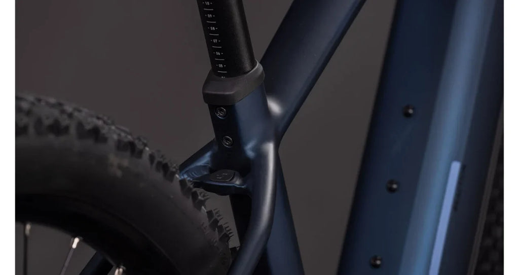 Bicicleta Electrică Cube REACTION HYBRID PERFORMANCE 600